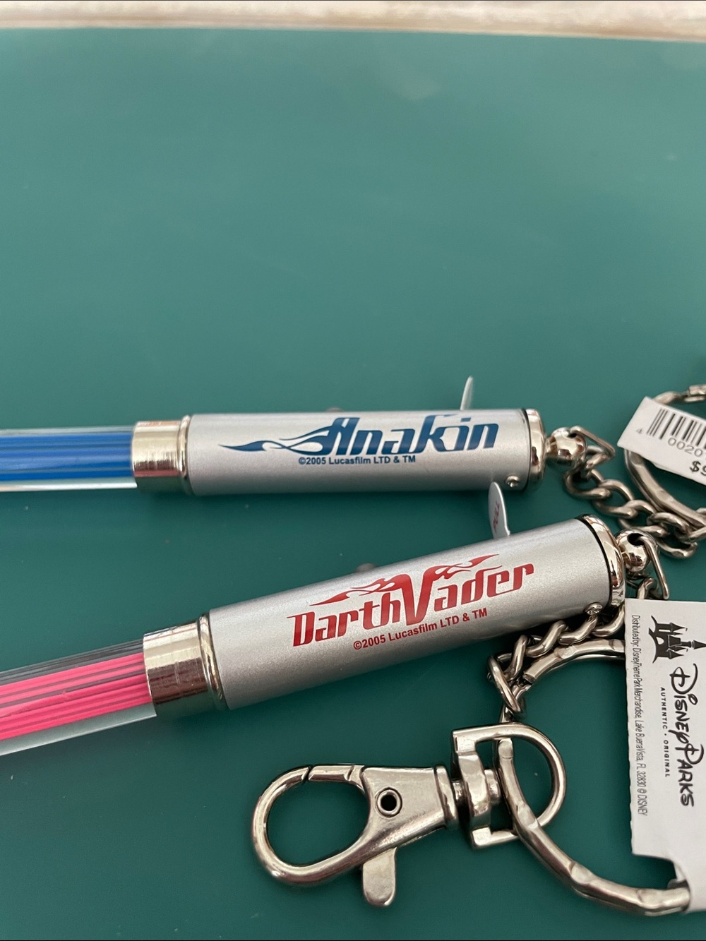 StarWars Light Saber Keychains NWT